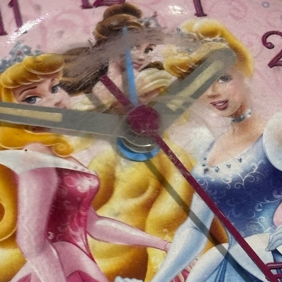 Disney princess clock Belle Cinderella sleeping beauty - Picture 5 of 6